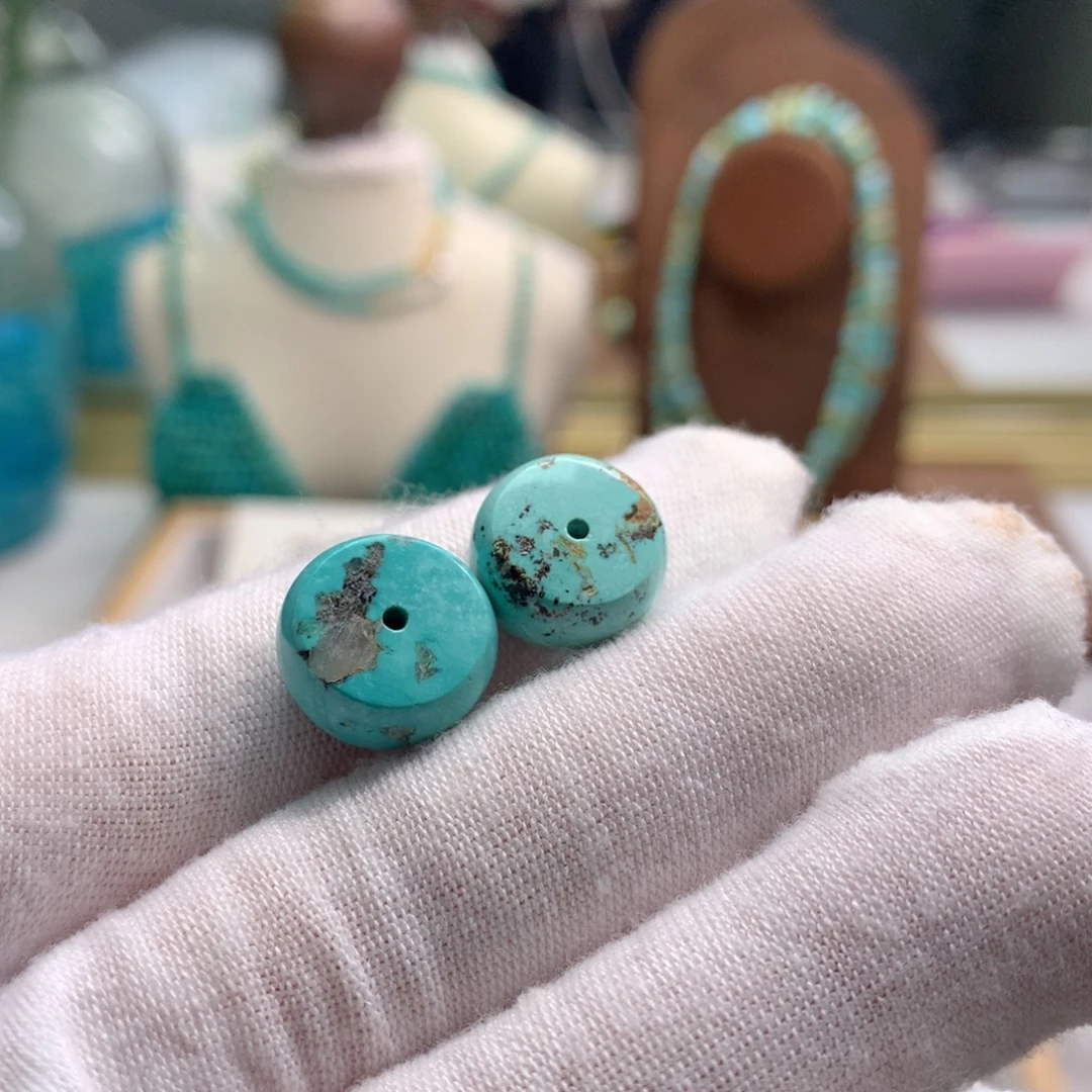 绿松石未镶嵌饰品