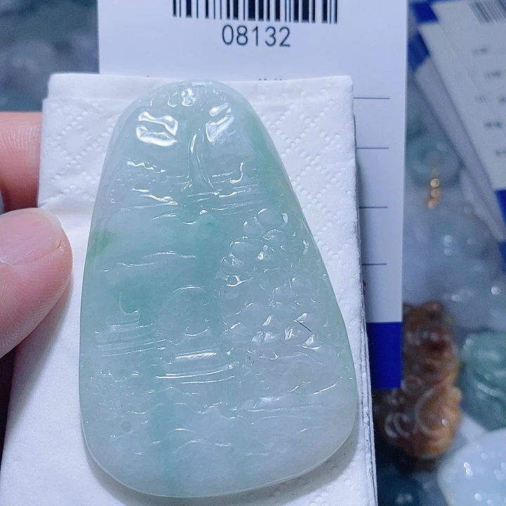 翡翠未镶嵌颈饰天光墟翡翠市场现金代购