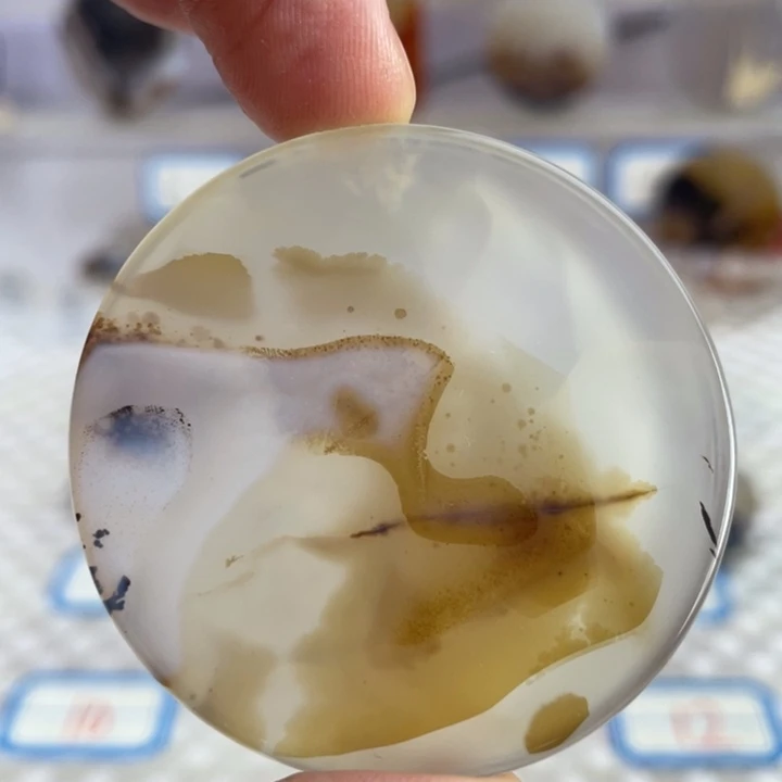 玛瑙/玉髓颈饰合金