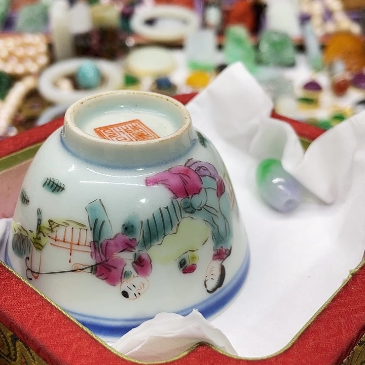 鑫***荣青花手绘小主人杯子
