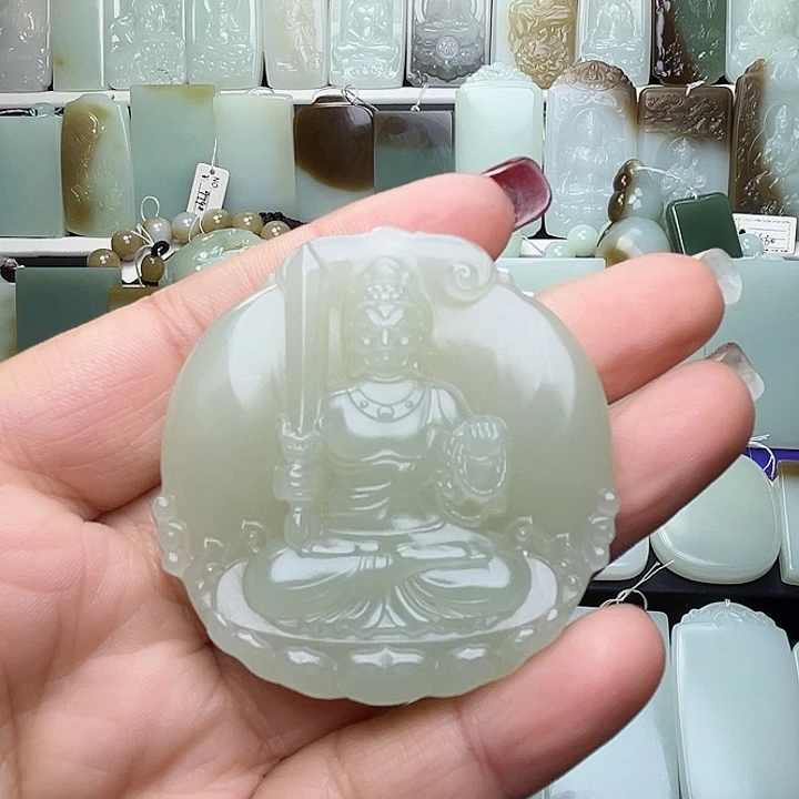 颈饰未镶嵌和田玉