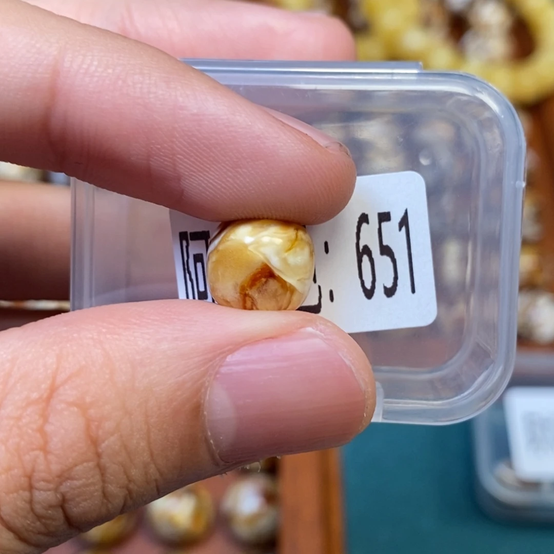 猴头核桃把件沁色圆珠老型651