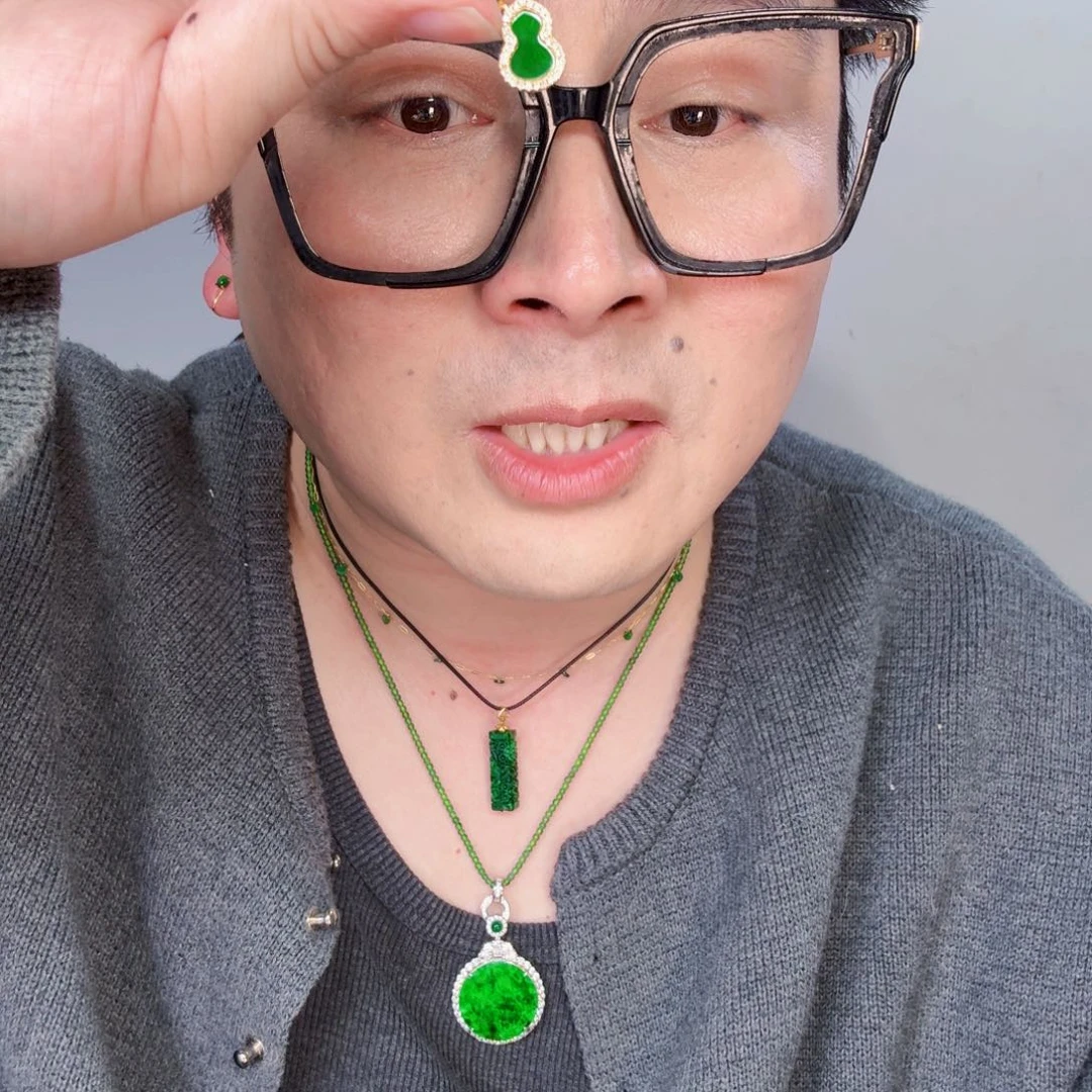 翡翠颈饰未镶嵌一个