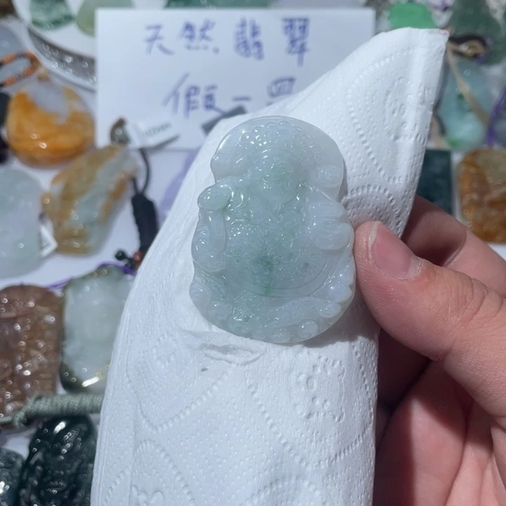 翡翠项链未镶嵌天然
