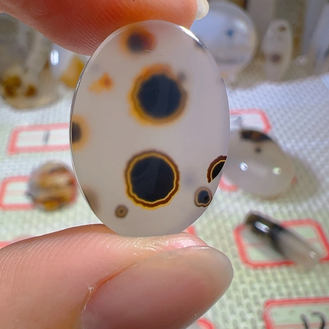 玛瑙/玉髓颈饰未镶嵌