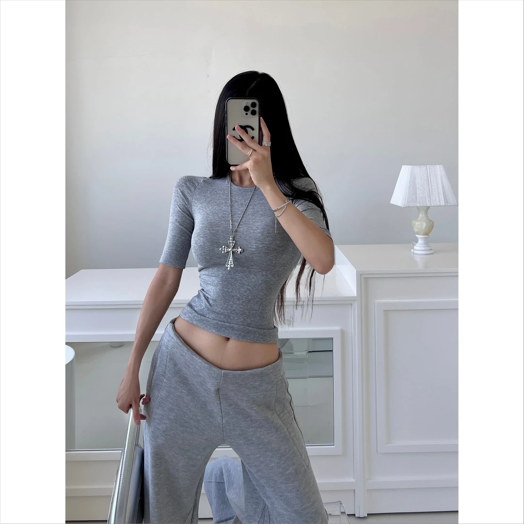 BEI281灰色中袖正肩T恤女秋季修身收腰内搭打底衫紧身气质上衣