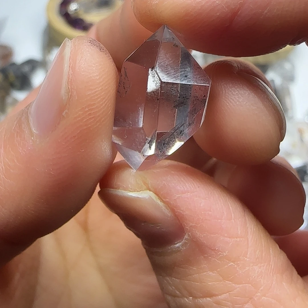 未镶嵌水晶珠宝半成品