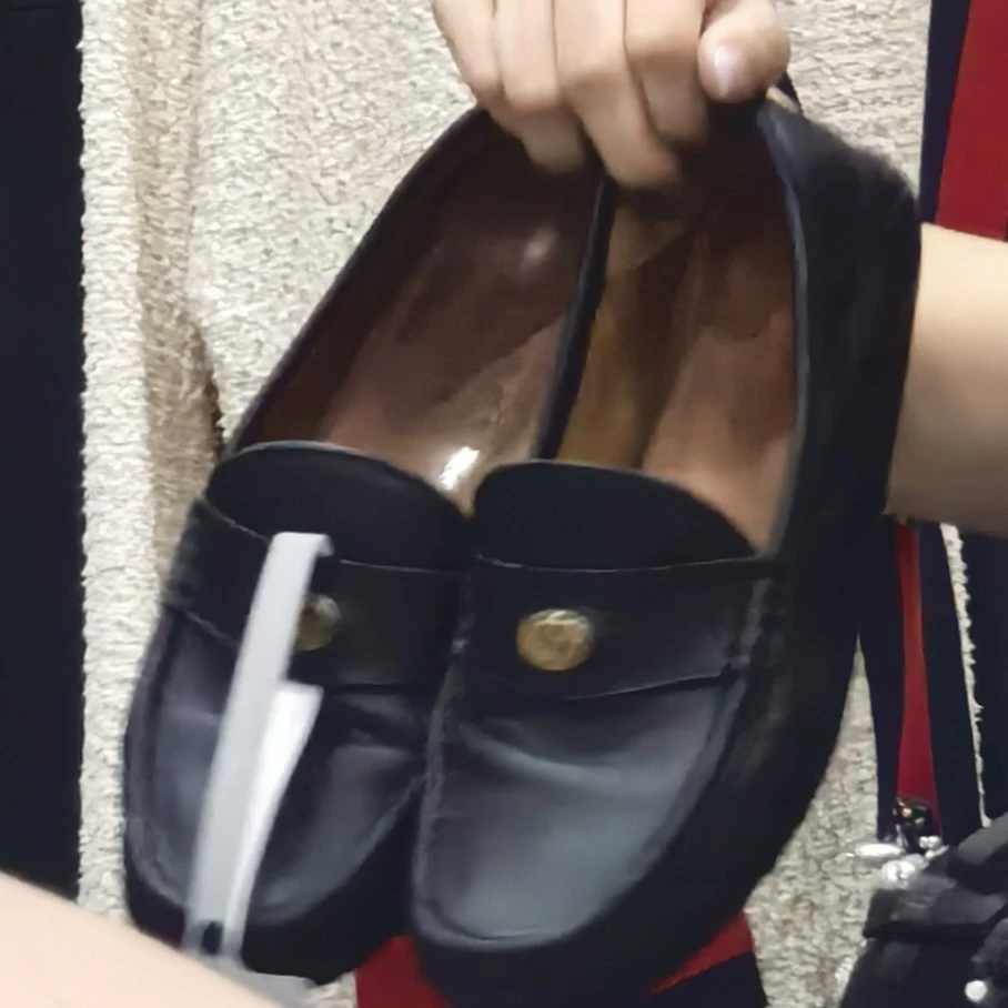 95新 Alexander McQueen/亚历山大·麦昆 古驰平底鞋不退换