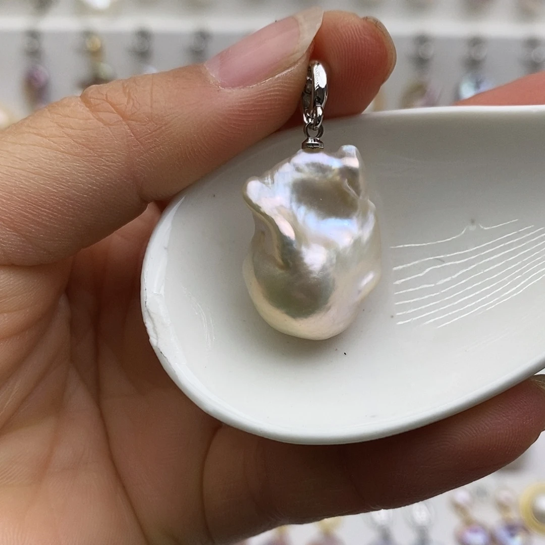 未镶嵌颈饰淡水珍珠