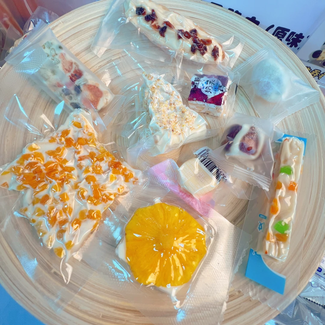 内蒙古奶盖即食奶干解馋小零食奶酪奶皮子奶制品