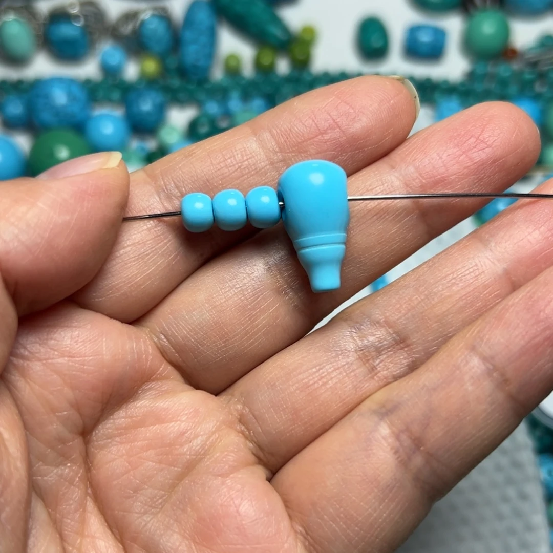 蓝色配5-6的串套装