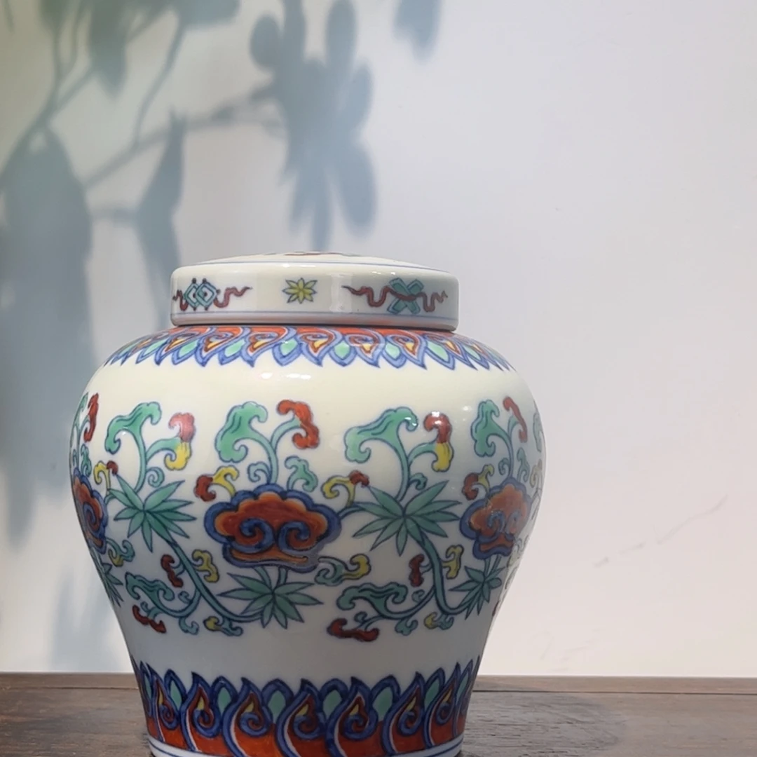 凯***鲨摆件瓷器工艺品摆件斗彩