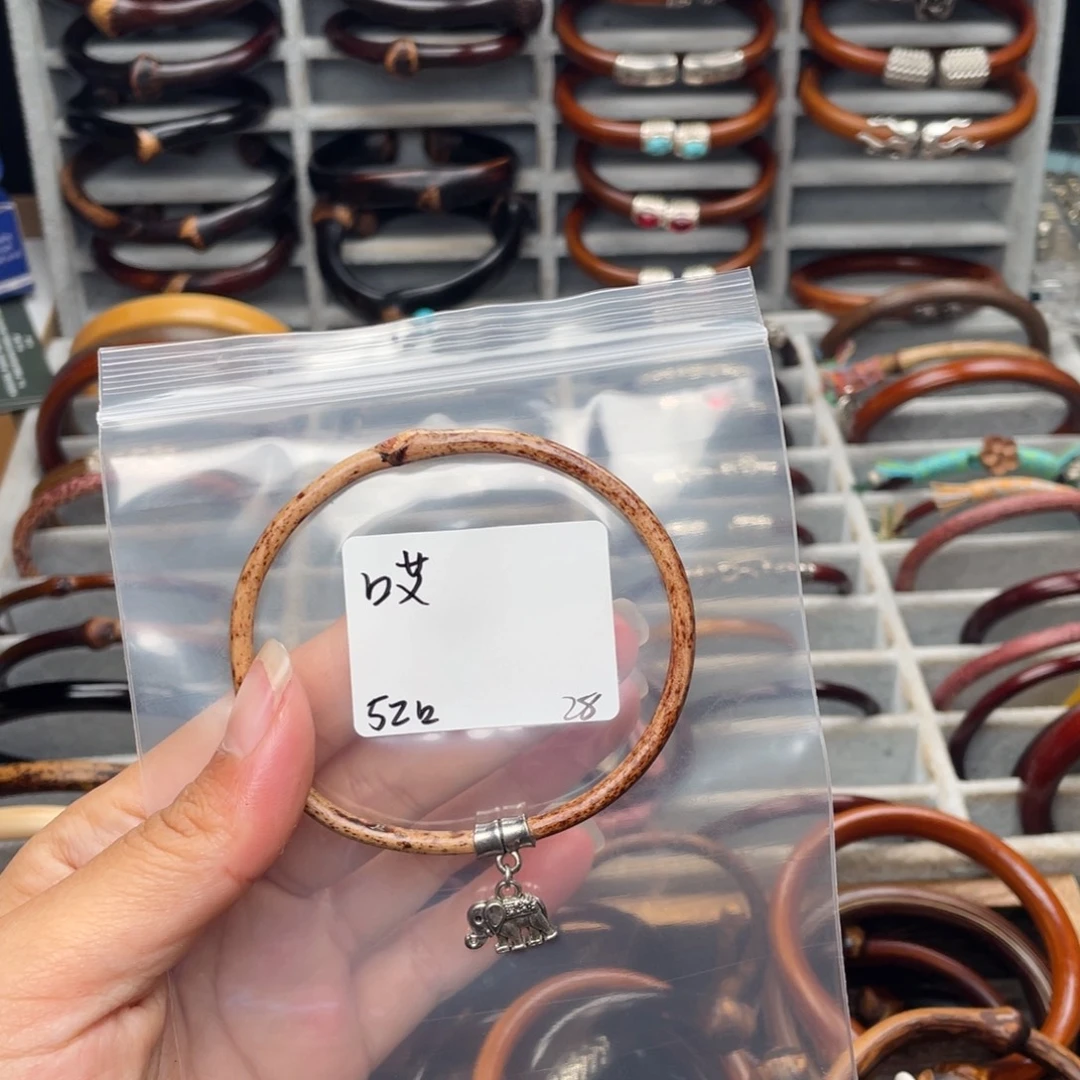 哎***玺无事牌藤类。。。。。。。。。