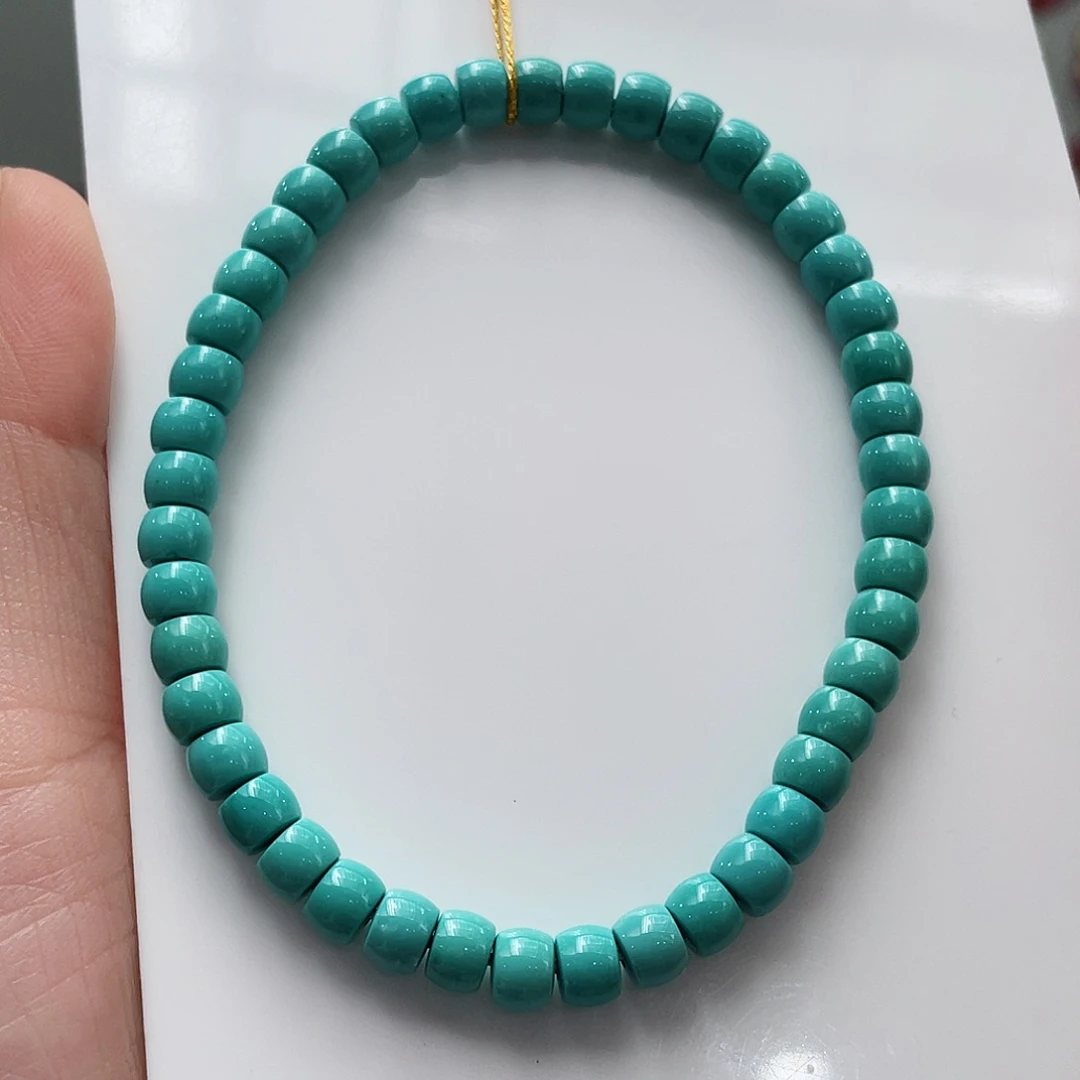 绿松石颈饰未镶嵌