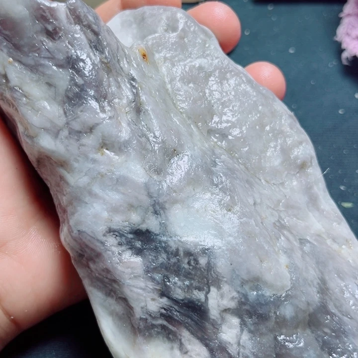 和田玉（糖玉）未镶嵌珠宝奇石