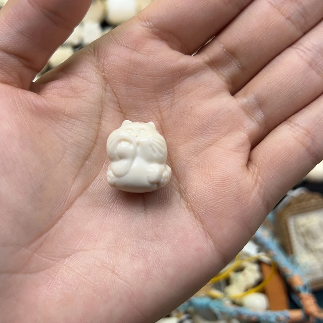 吊坠猛犸象牙16.6mm托腮猫配饰