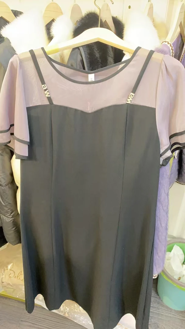 慕雲家夏款特价裙子