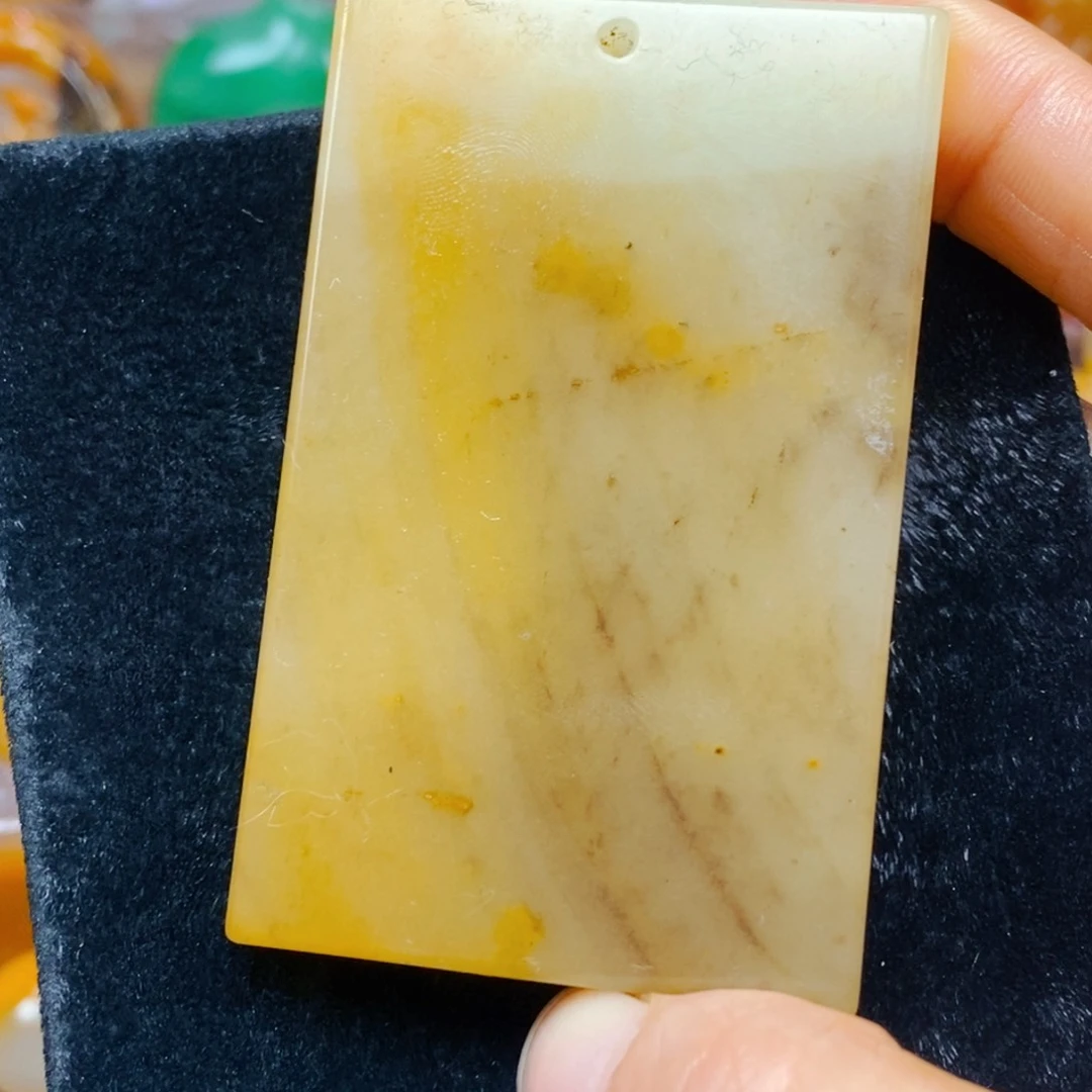 未镶嵌石英质玉（黄龙玉）吊坠(不含链)