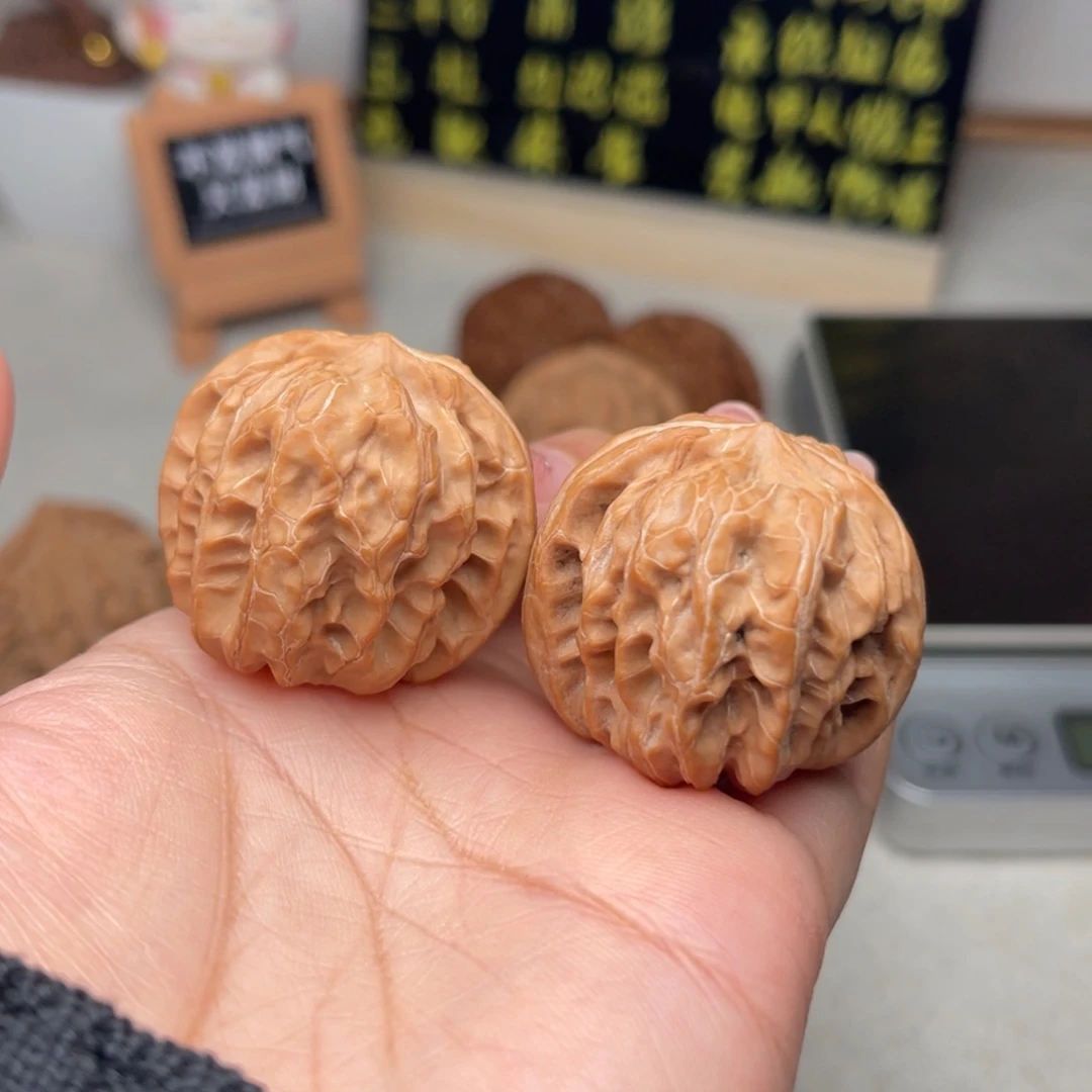 文玩核桃把件塔寺