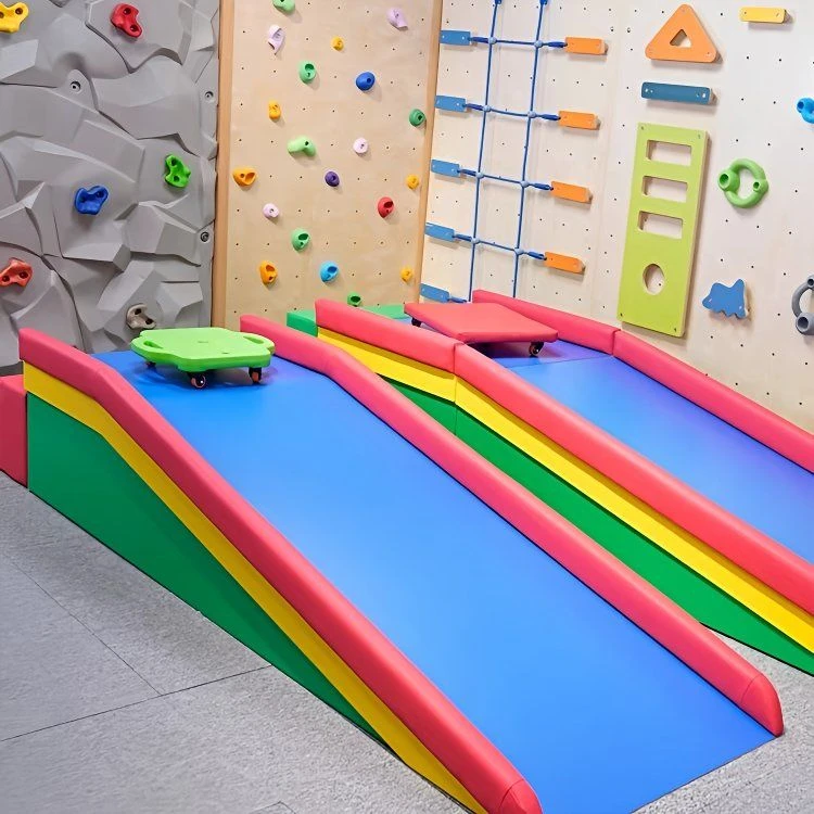 儿童早教中心室内感统滑梯滑道大滑板感统训练器材木制拆装加厚