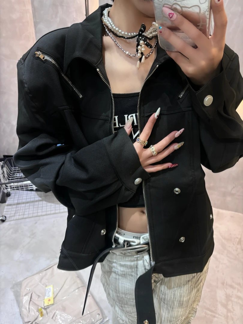 冰淇淋-超酷的短款垫肩夹克