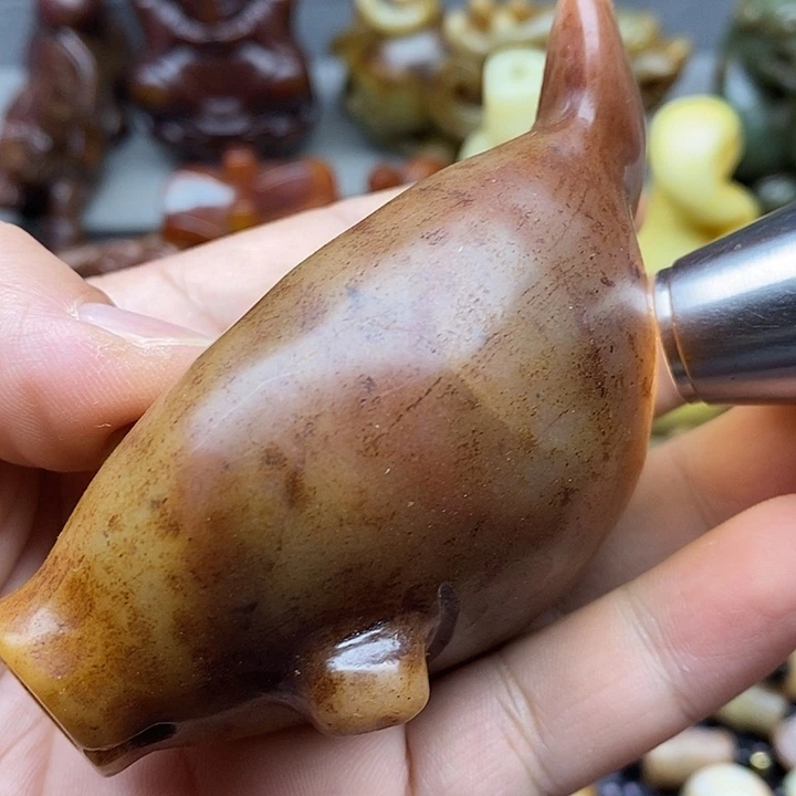未镶嵌蛇纹石玉颈饰