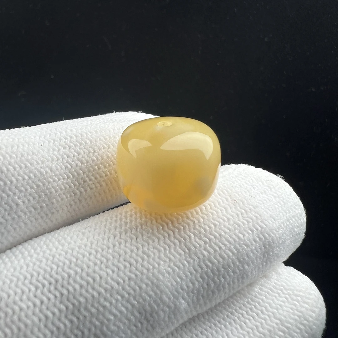 R2815天然原矿蜜蜡 鸡油黄单珠 16.2*12.9mm支持复检 假一罚四