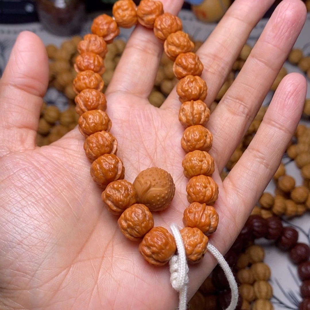 猴头核桃吊坠金蟾手持