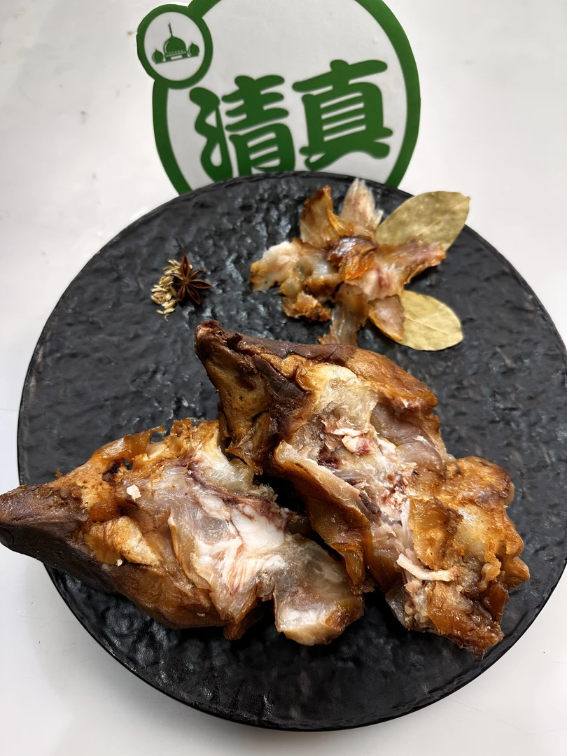 清真酱牛蹄胶质满满