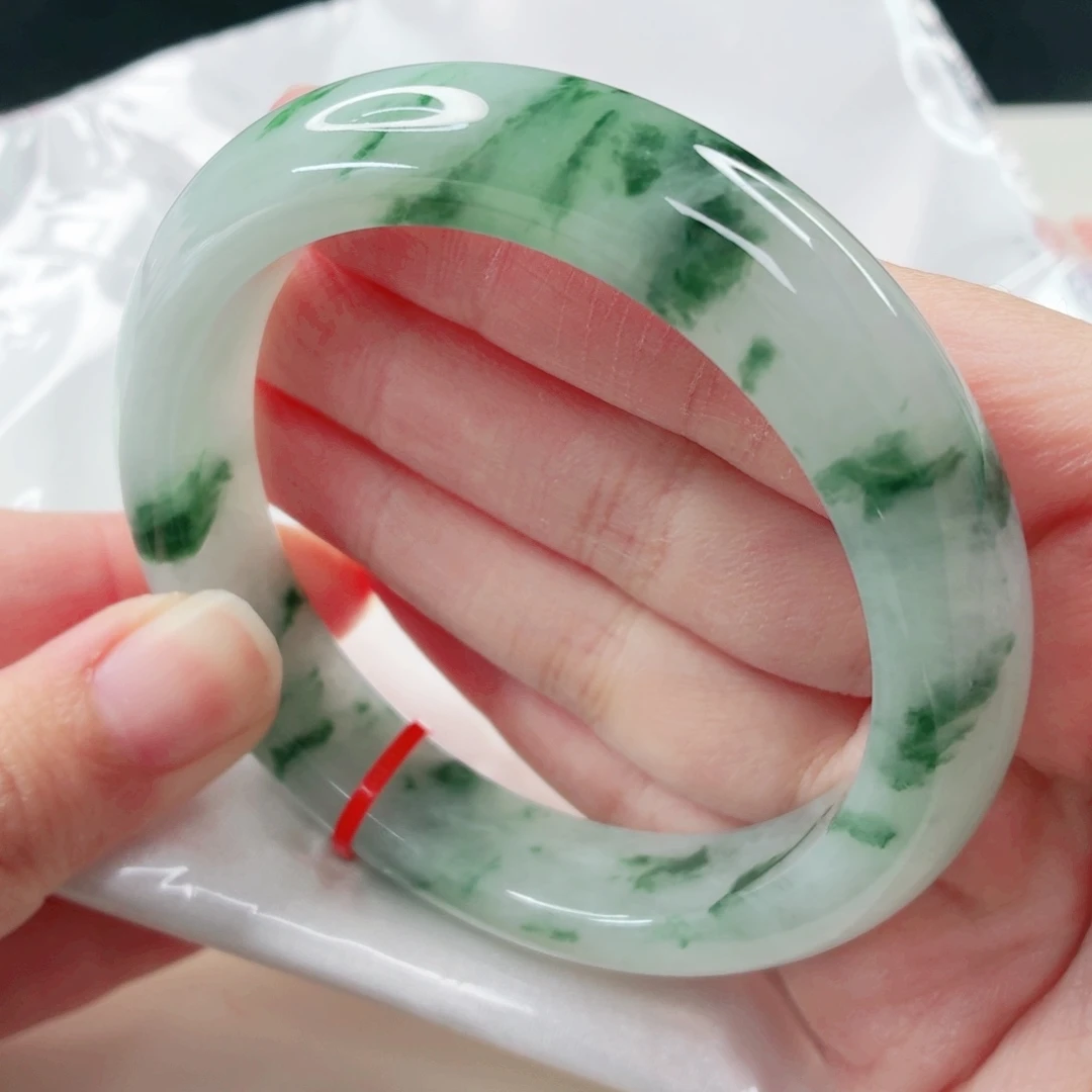 翡翠未镶嵌手镯59.8圈x244