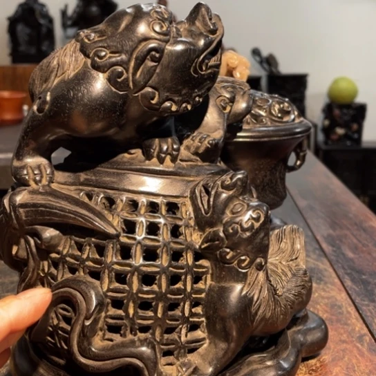 捂****香榧木狮狮如意香薰