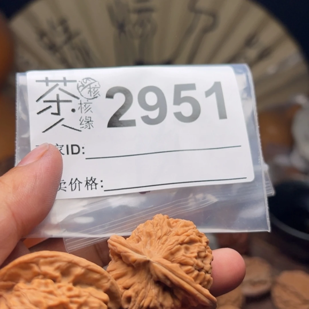文玩核桃把件我们