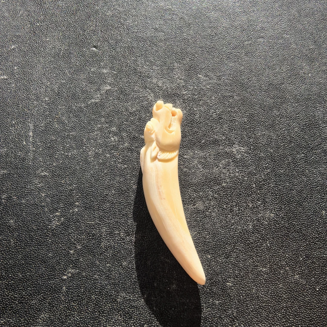 猛犸约4.9克雕刻件ZL5068