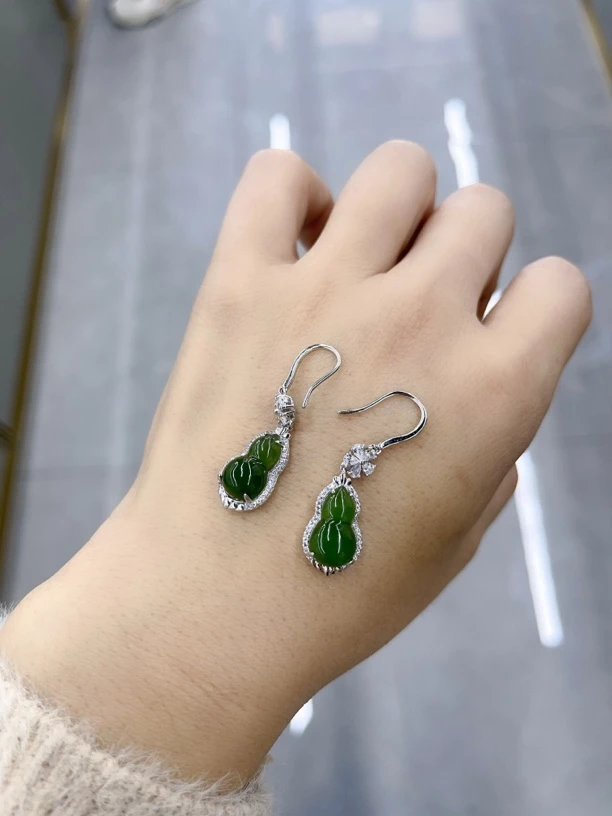 天然和田玉碧玉葫芦耳坠925银镶嵌国风设计款新中式