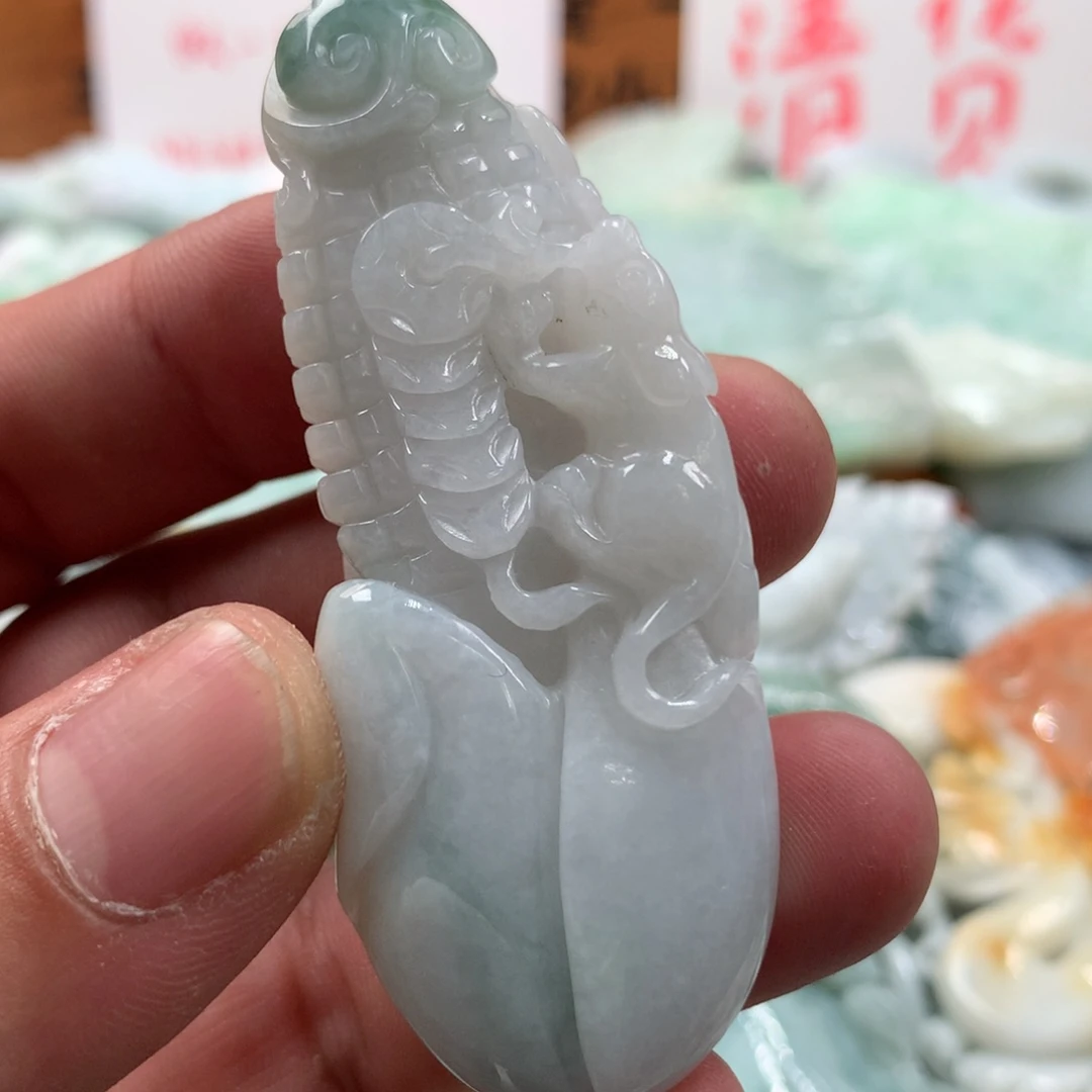翡翠未镶嵌颈饰保真天然a货翡翠