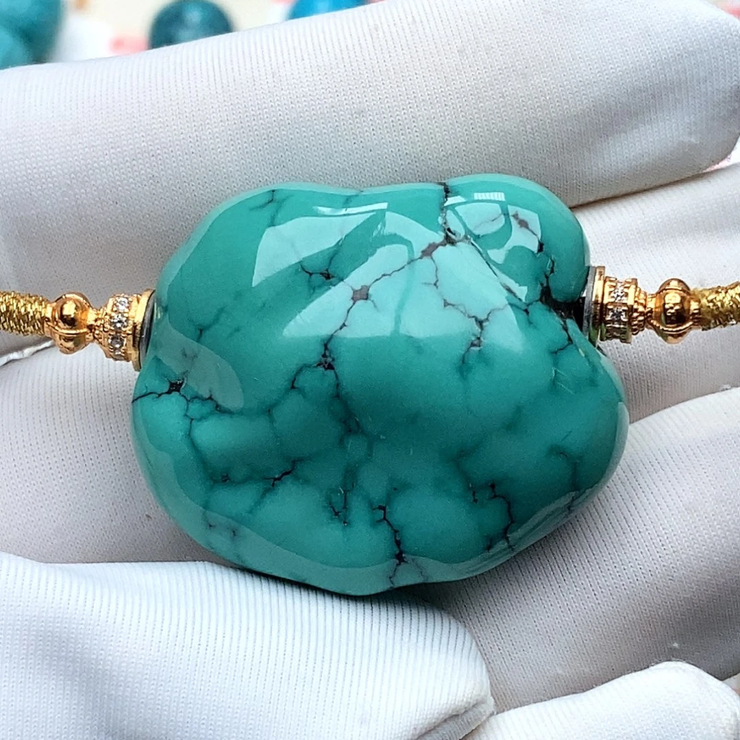 绿松石未镶嵌珠宝奇石