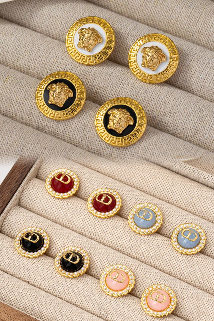 铜合金耳饰 2025新款美杜莎欧美复古中古vintage耳环配饰首饰饰品