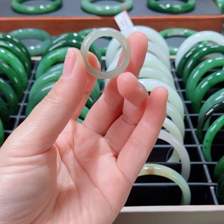 和田玉未镶嵌戒指内径18-15号