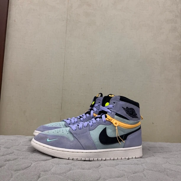 42.5码/aj1紫罗兰/95新/无原盒/板鞋