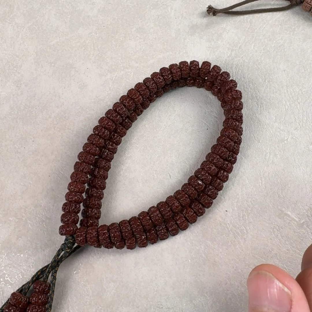 金刚菩提吊坠毕业龙切老树王手持