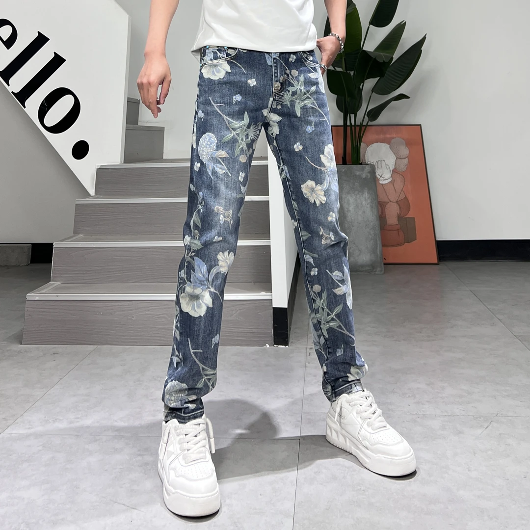 2025秋冬新款美式潮流满印花卉时尚小众痞帅男士修身小脚牛仔长裤