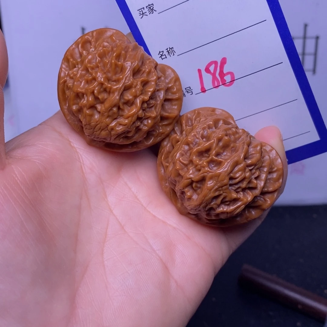 文玩核桃把件186/40宫灯