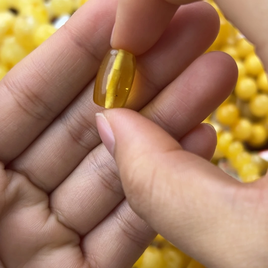 琥珀珠宝奇石未镶嵌