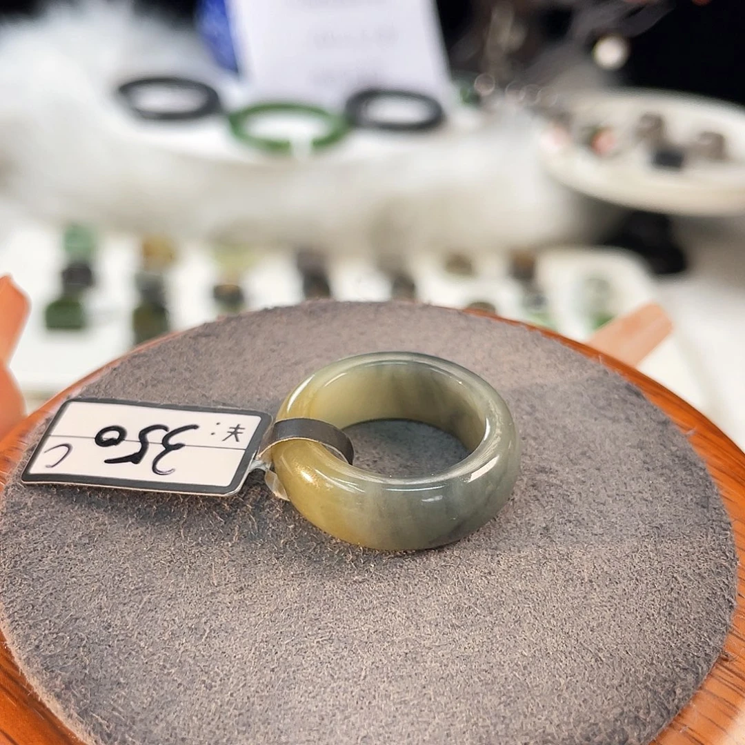 和田玉未镶嵌戒指c37 糖青花泥鳅背18.3