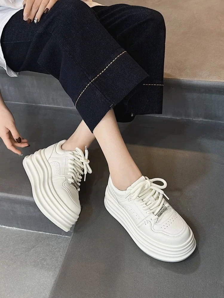 【超哥】 秋冬小白鞋时尚百搭运动潮流简约风舒适休闲增高防滑 3639