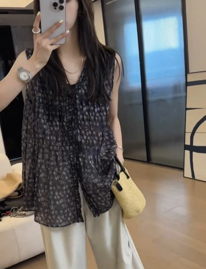 嘉嘉推荐#135【立体木耳上衣】花边系带门襟V领衬衫