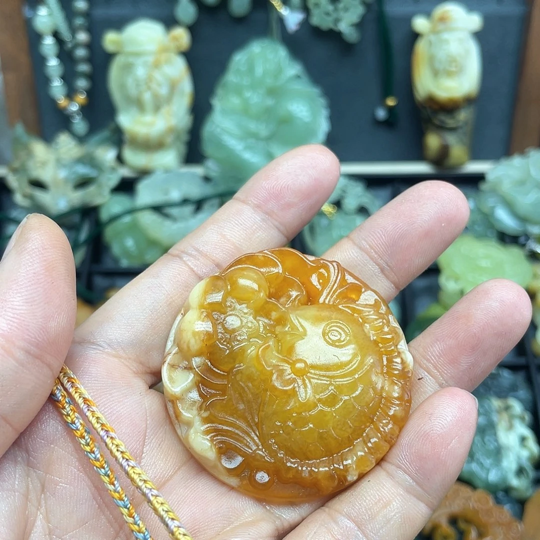 未镶嵌蛇纹石玉颈饰