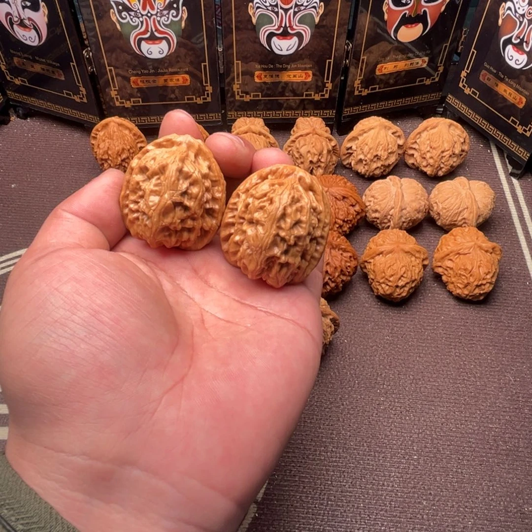 核桃红锦鲤11111111