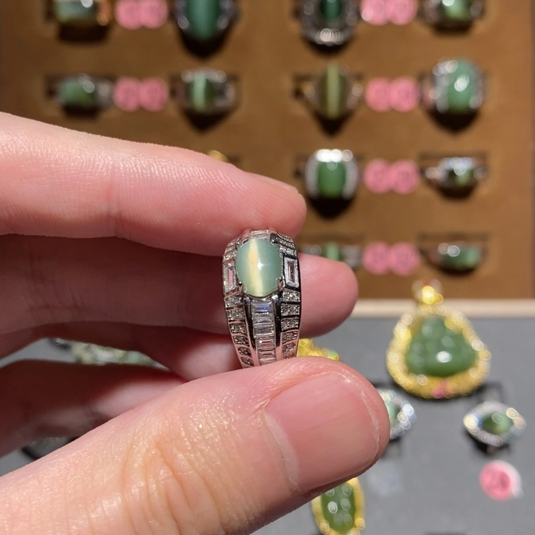 和田玉未镶嵌戒指