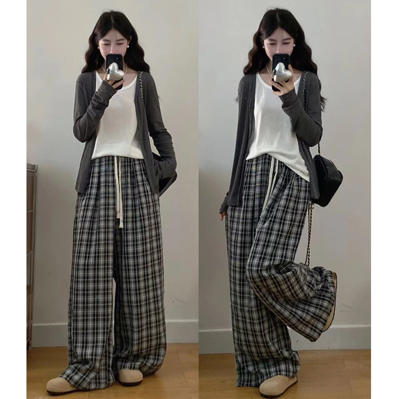 大码胖mm早秋新款韩系慵懒开衫白色背心格子裤三件套套装女